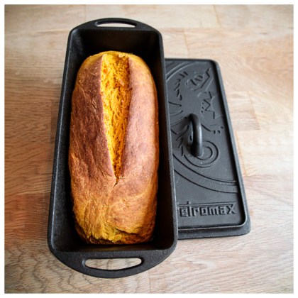 Petromax Loaf Pan with lid